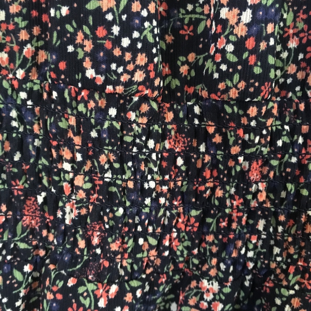 Dress - Picture 4 of 4
